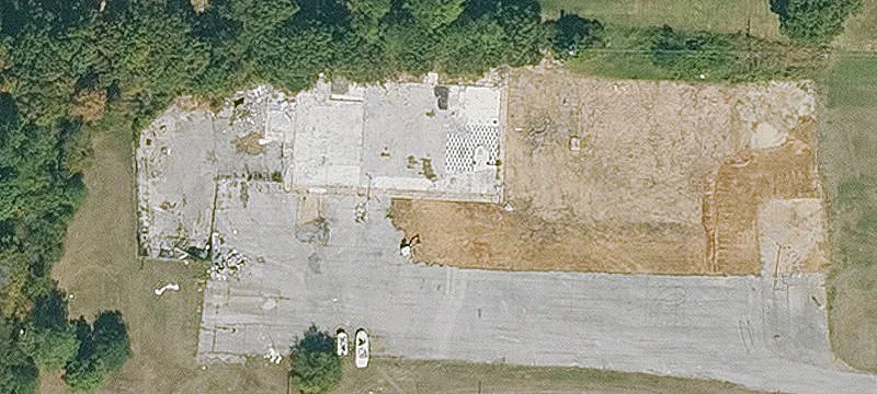 305 Airport Rd