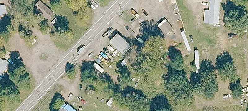 2423 Main St
