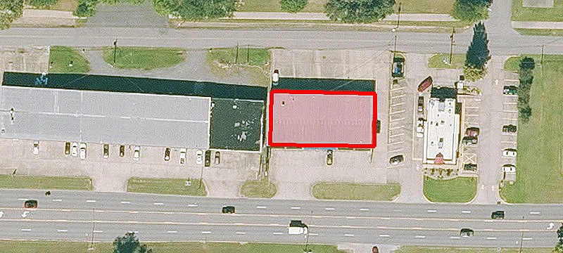911 Main St