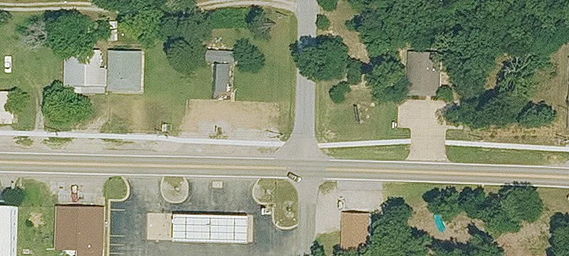 704 Central Blvd