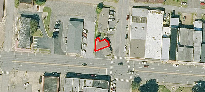 400 Main St