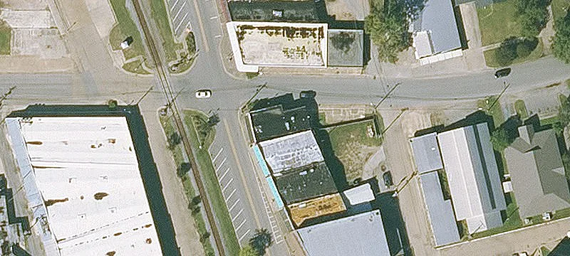 101 Main St