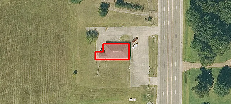 8587 Hwy 1st N