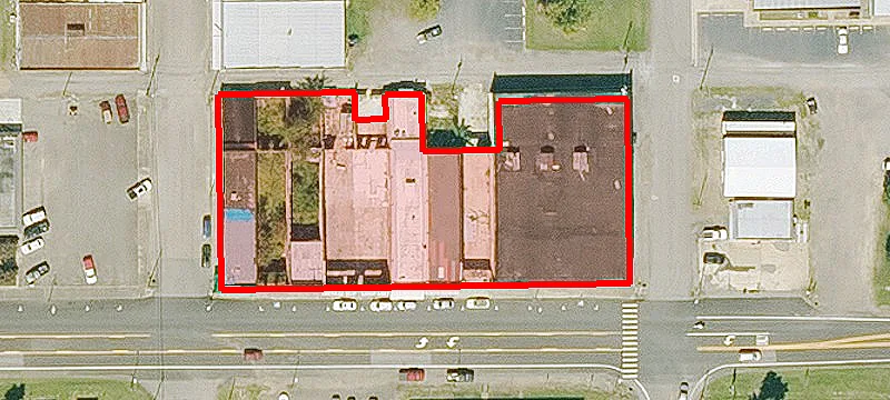 215 Main St