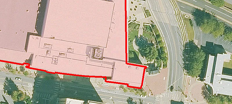 500 Markham St