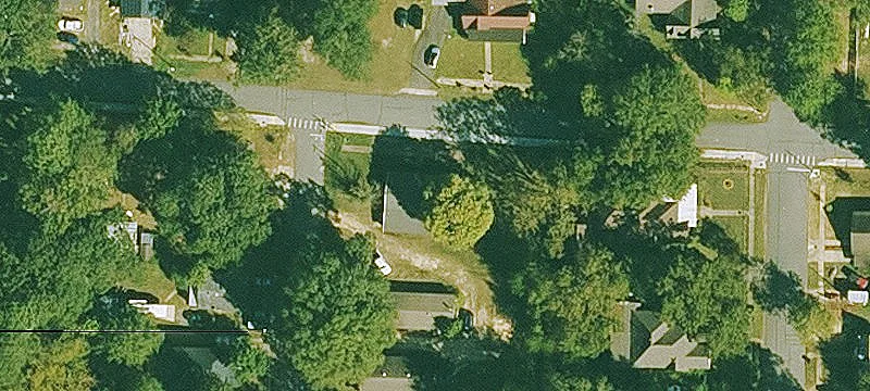 211 High St