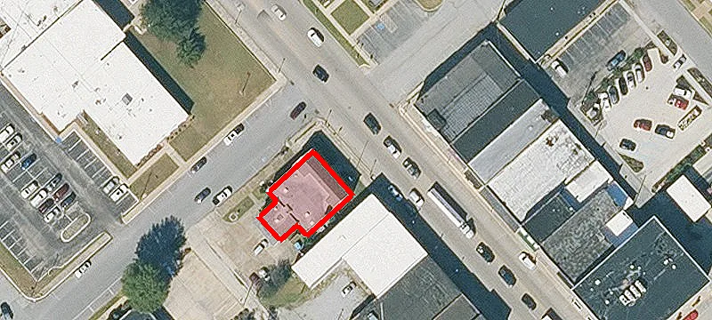 225 Main St