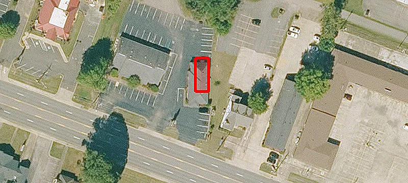 2420 Main St