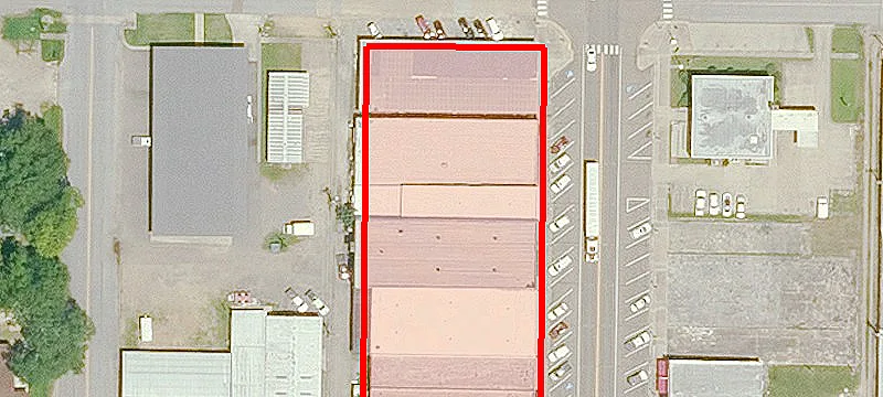 215 Main St