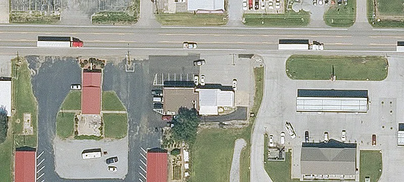 1615 Main St