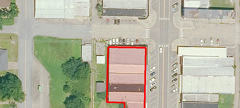 121 Main St