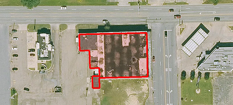 100 Main St