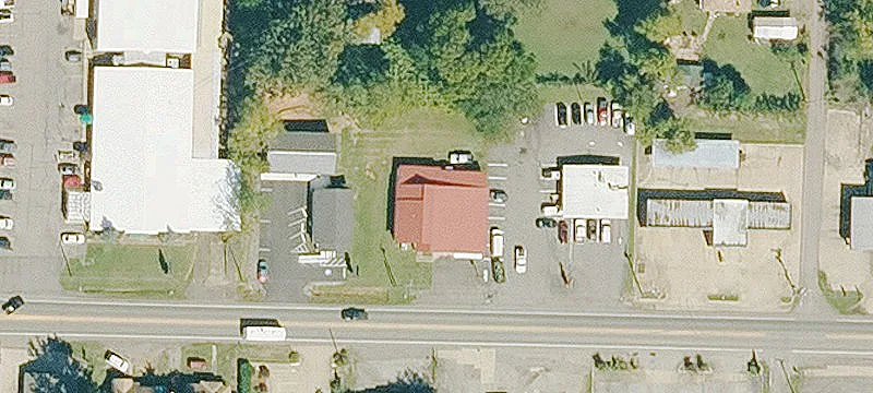 1208 Main St
