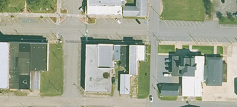 206 Lincoln St