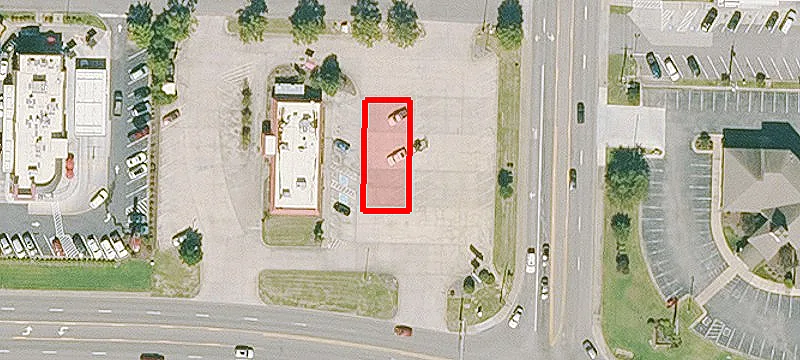 3089 Main St