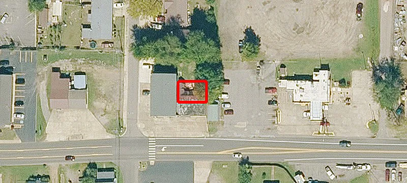 401 Main St