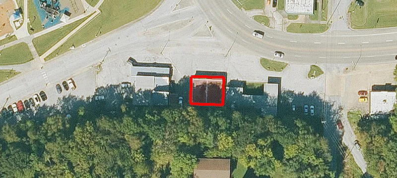 104 Lakeshore Dr