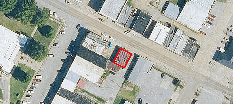 160 Main St