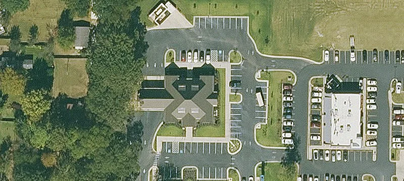 1402 Highland Dr