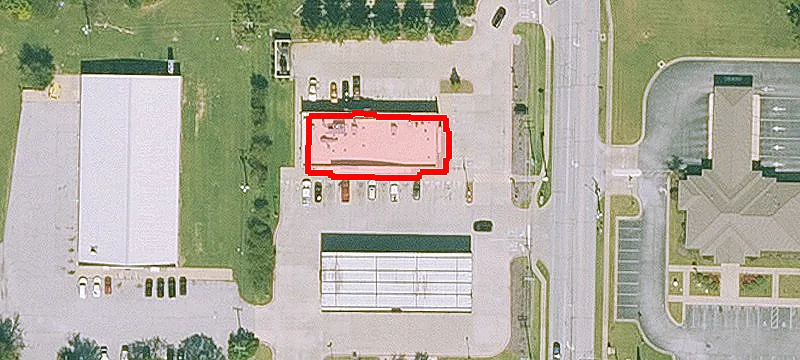 90 Main St