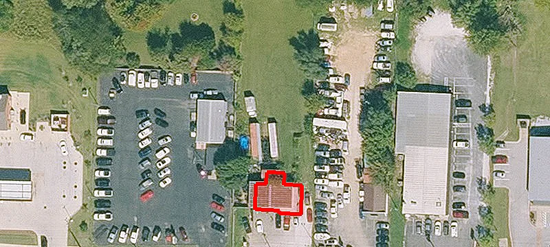 2210 Robinson Ave