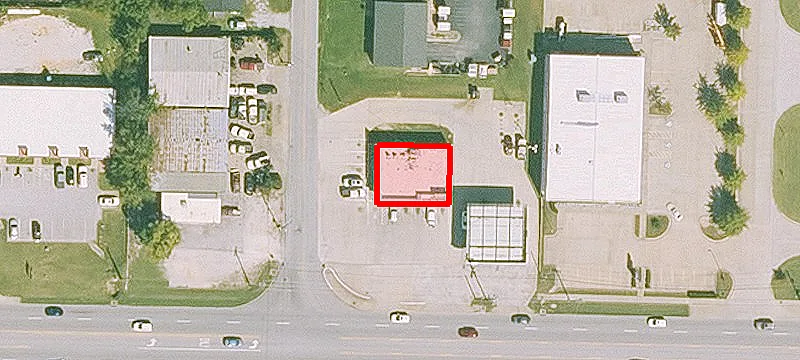 320 Robinson Ave
