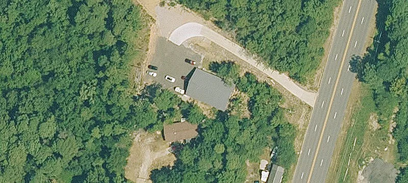 221 Mtn Pne Rd