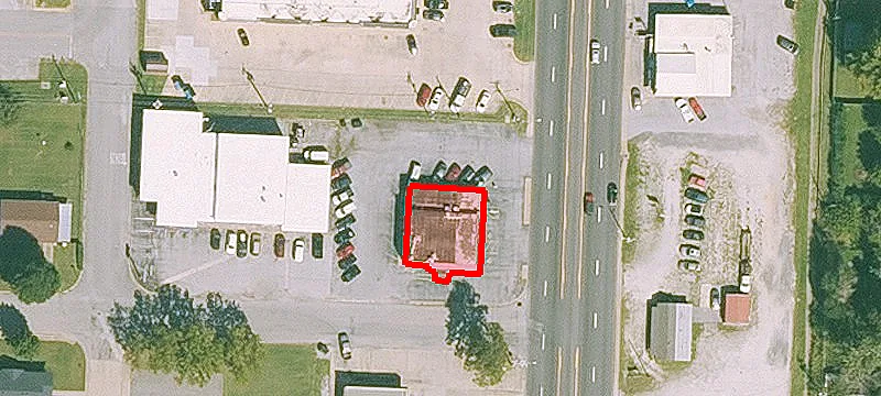 708 Thompson St