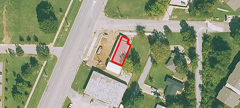 2600 School Ave