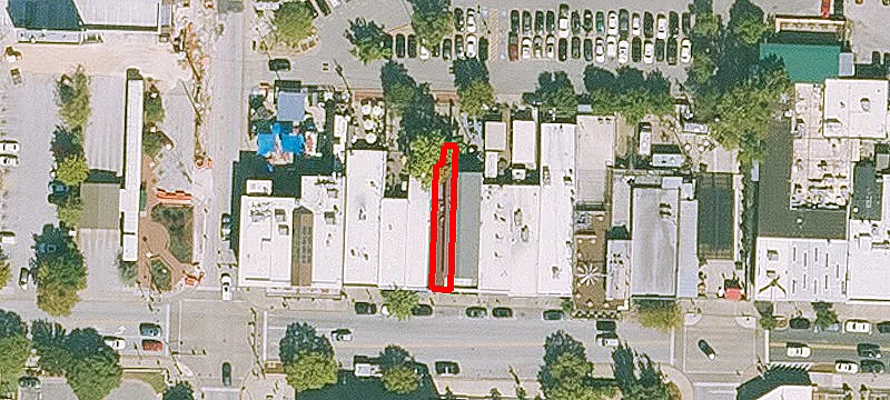 416 Dickson St