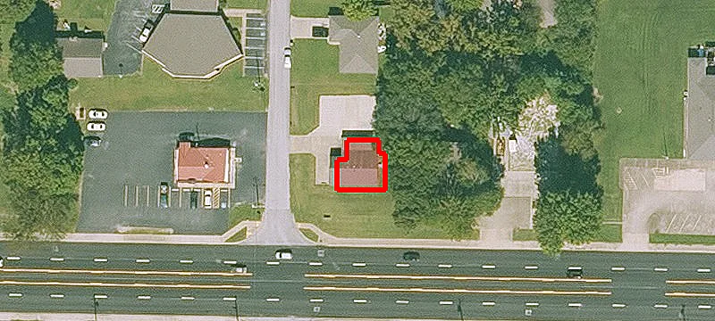72 Main St