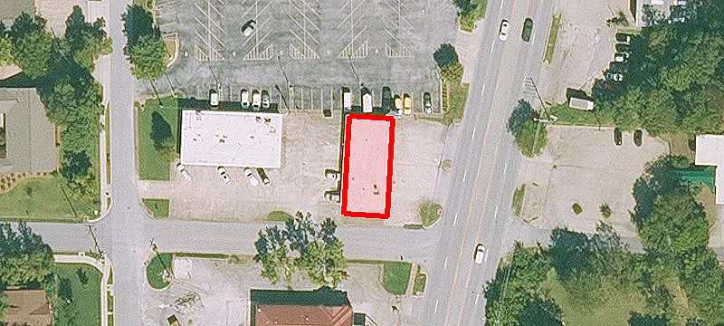 1985 College Ave