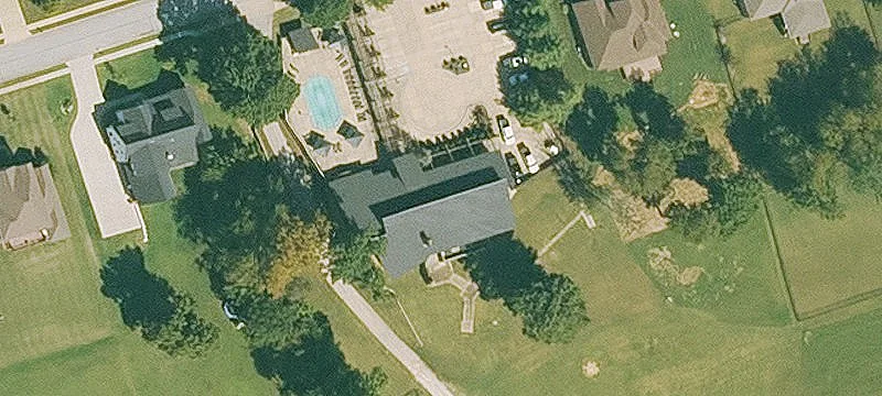 2435 Riverfront Ln