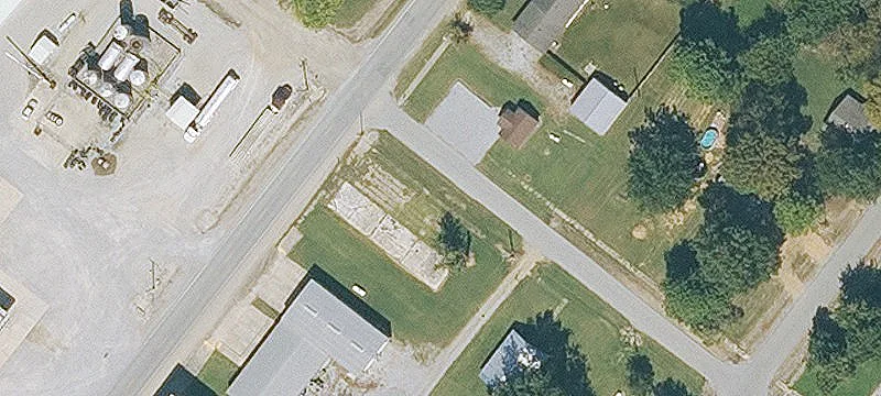 Main St At Cherry W