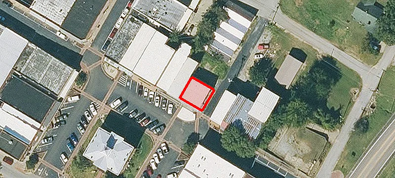 114 Everett St