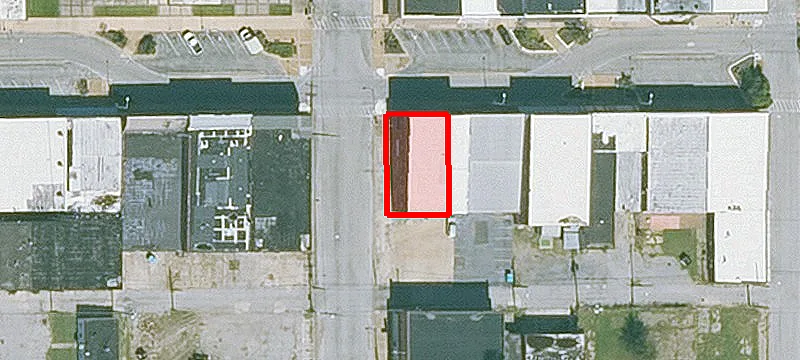 325 Main St