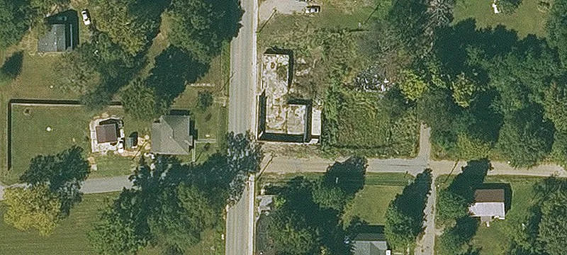 Main At E Maple St