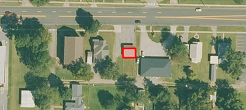 725 Main St