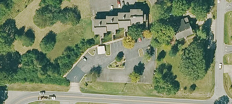 1808 Main St