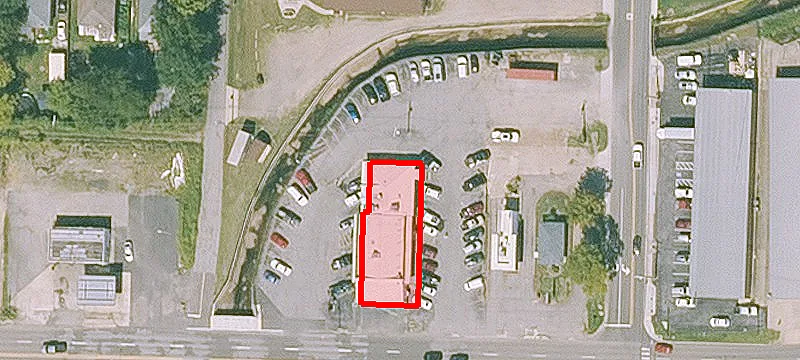 1915 Main St