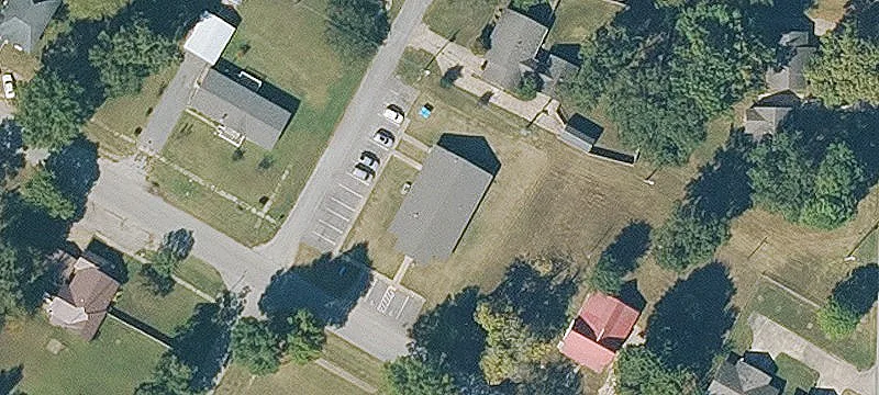 300 Main St