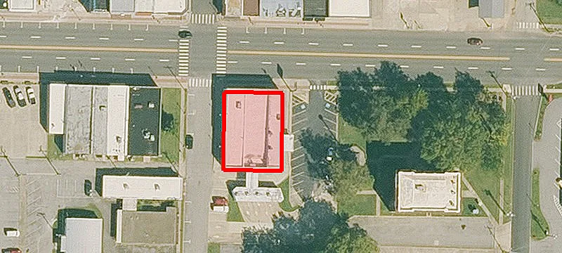 521 Main St