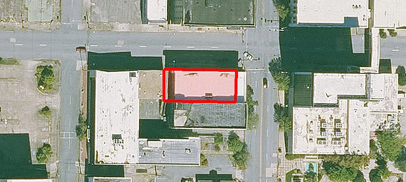 500 Main St