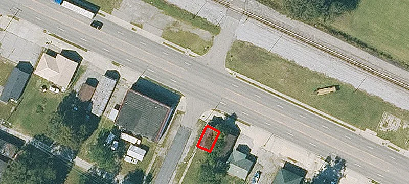 100 Frnt St