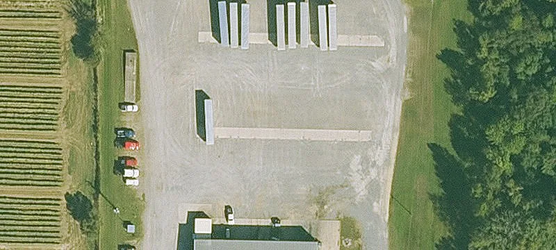 728 Hwy 52nd W