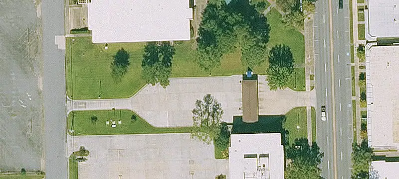 Main St