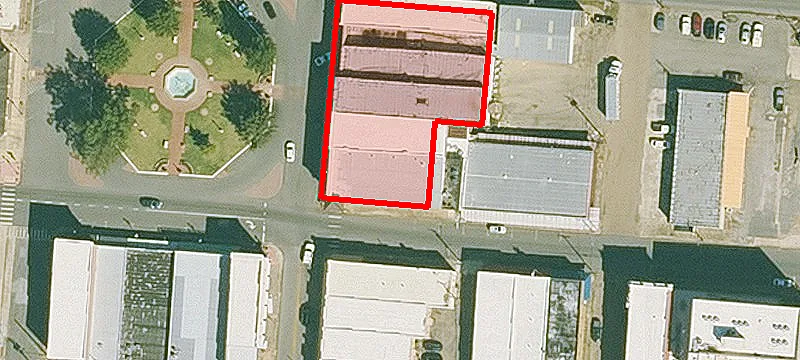 200 Main St