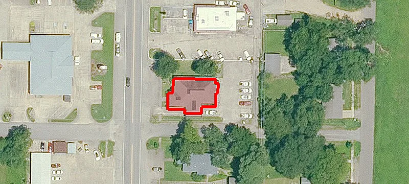 421 Main St