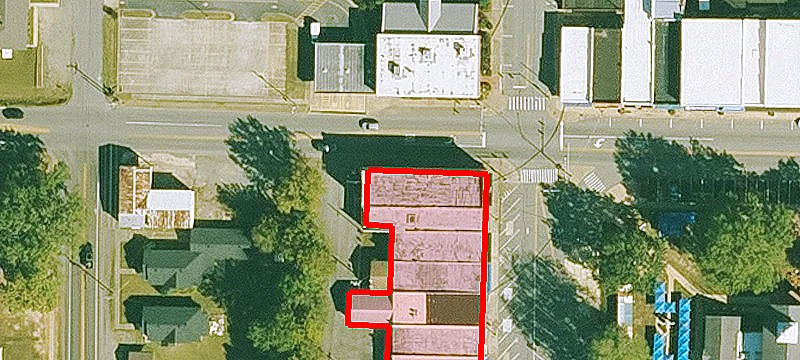 100 Oak St