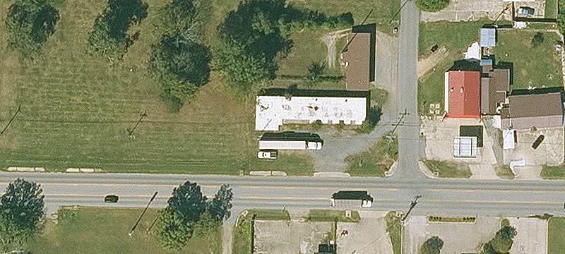 1000 Holly St
